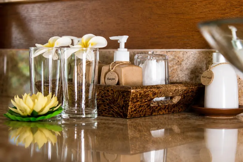 villa bathroom
