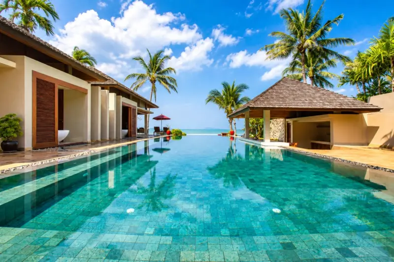 tropical infinity pool