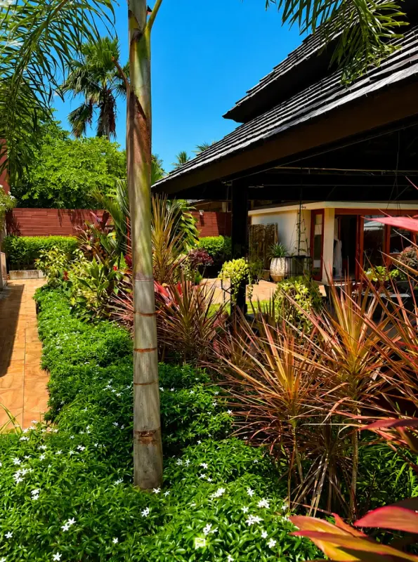 private garden villa ayundra