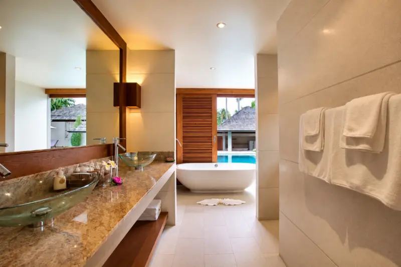 Koh Samui villa bathroom