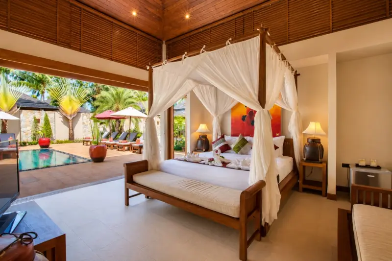 tropical villa suite