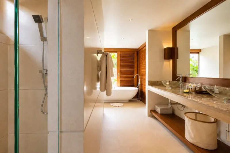 Koh Samui bathroom suite
