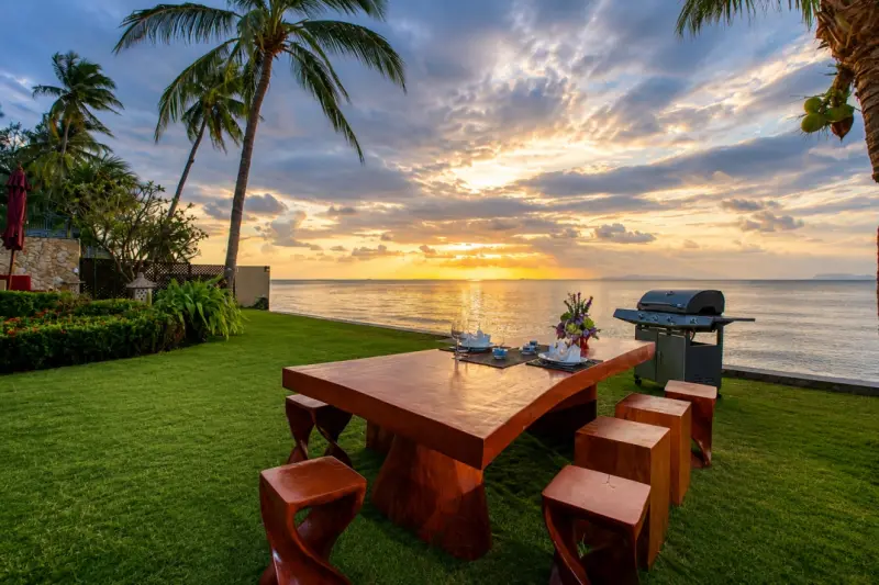 beachfront holiday villa