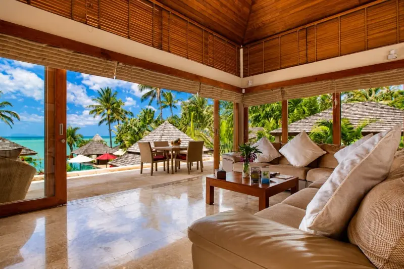 Izba Villa Ayundra v Villa Ayundra Co.,Ltd. – beachfront dining area