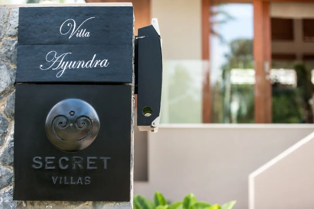 Contact Villa Ayundra